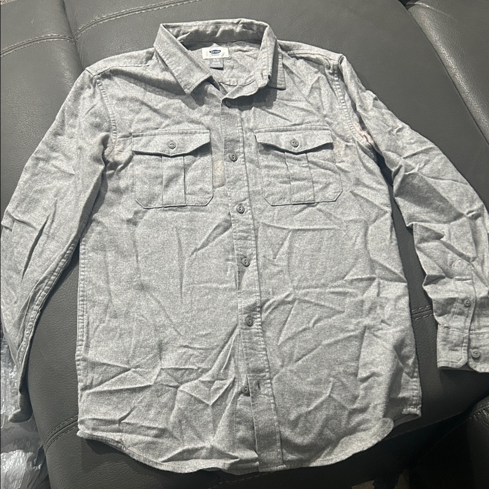 Old Navy Heather Gray Shirt